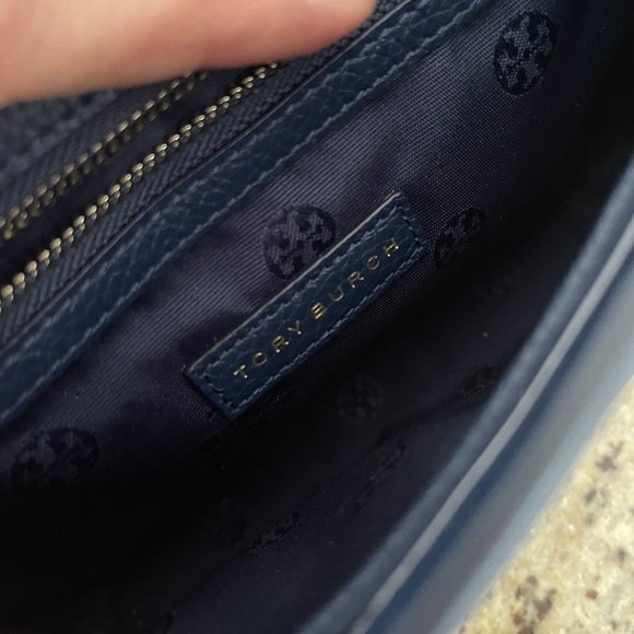 New Tory butch shoulder bag ๐ - Picture 5 of 10